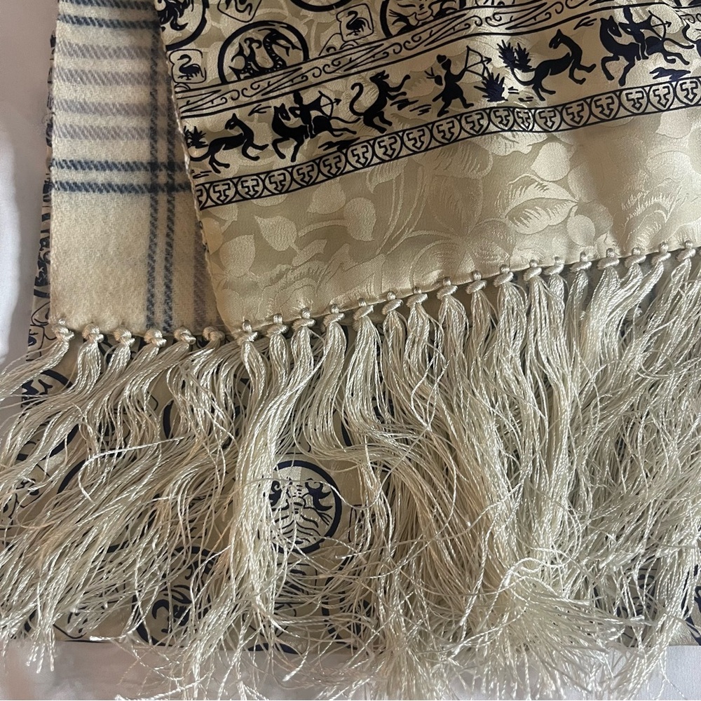 Women’s Echarpe Laine Et Soie Luxury Silk/Wool Double Sided Tassel Scarf 49.5” - Picture 10 of 10
